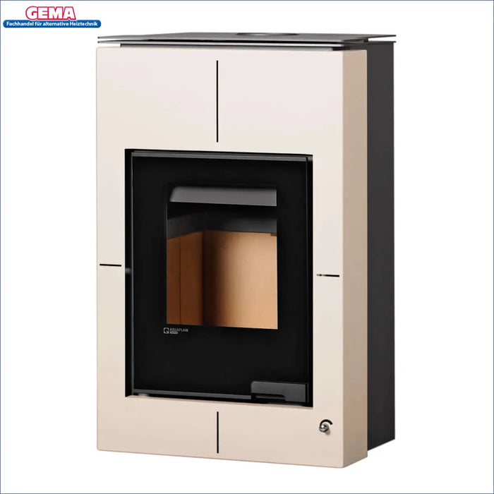 Moderner wasserführender Kaminofen mit 11 kW Leistung in elegante Designausführung