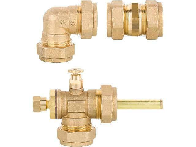 Solarpaket Flachkollektor AMX2.0 6.09 m² für Schrägdach - GEMA Shop